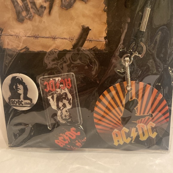 AC/DC Band 80s Package of Pins, Buttons, Keychain - Picture 2 of 5